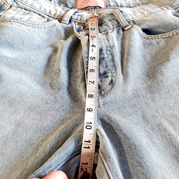 Revice Denim - Picture 12 of 16